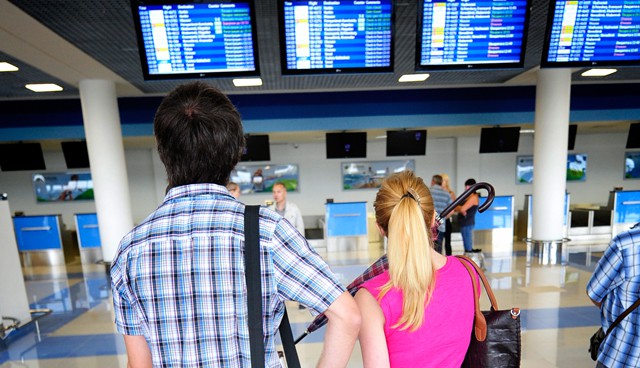 О правах пассажиров в случае задержки авиарейсов