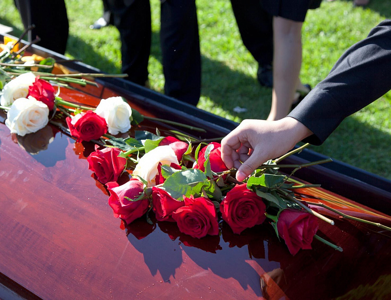 В Уфе установили предельную стоимость услуг погребения