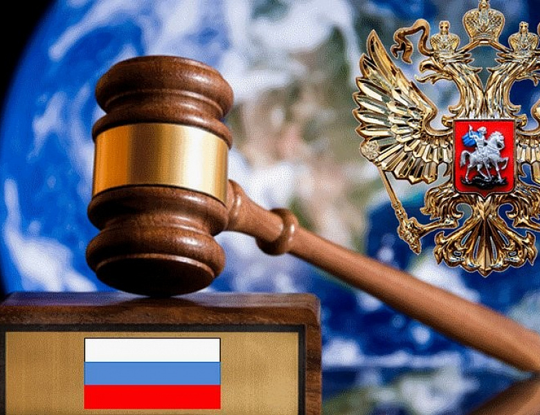 Путин подписал закон о праве собственников получать данные о прописке третьих лиц