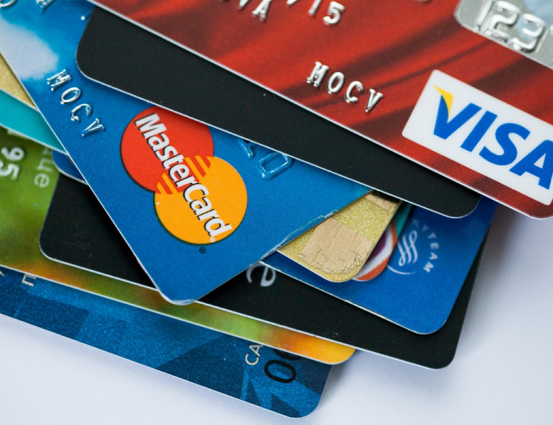 Даешь сбой: онлайн-магазины отказывают в приеме просроченных Visa и Mastercard