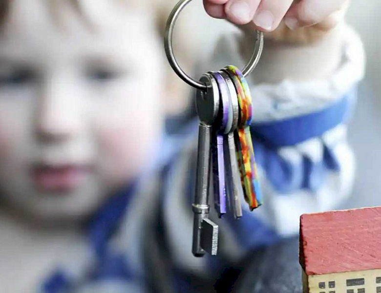 Дети-сироты смогут зарегистрироваться по адресу местной администрации до получения собственного жилья