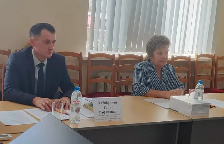 Жителей Шаранского района проконсультировали по вопросам защиты прав потребителей