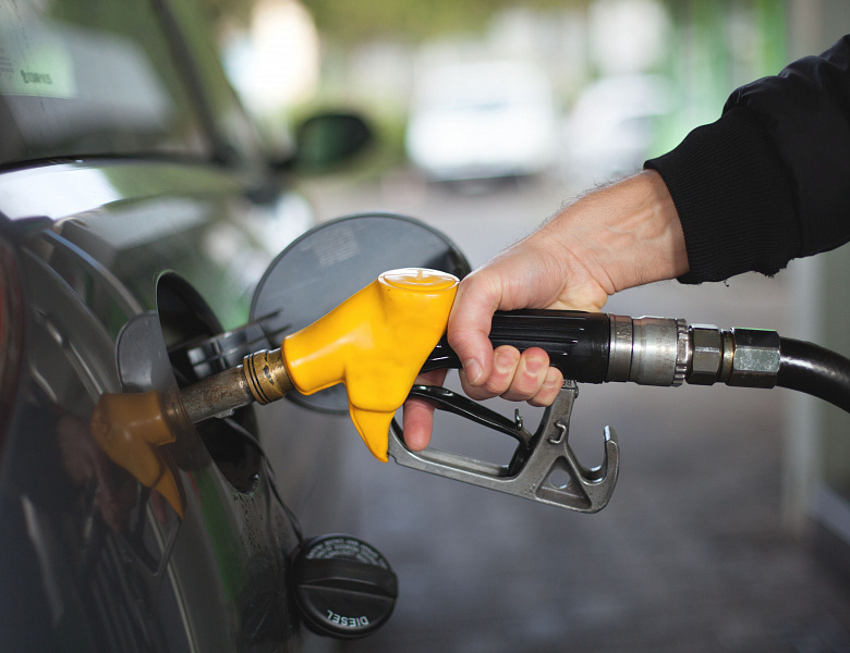 Эксперт назвал топ-5 неисправностей авто, вызванных некачественным бензином